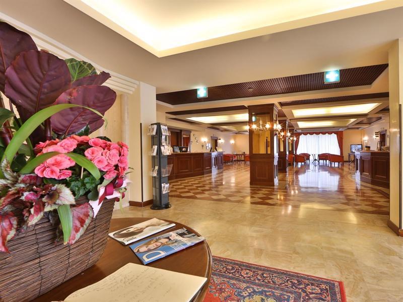 Best Western Classic Hotel Reggio Emilia Exterior photo
